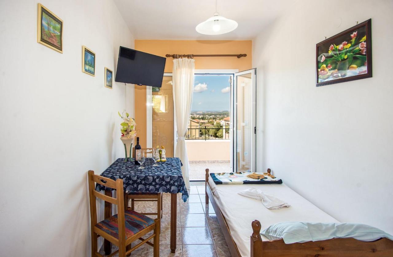 Aristotelis Apartments Razáta Exteriör bild